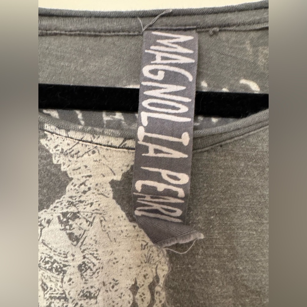 Vacation Mode Starts Friday Magnolia Pearl T-Shirt Candelier Rare One Size - Picture 2 of 3